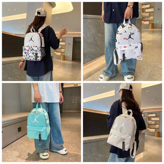 מבצע תיקי גן AJ עם שם רקום – 9 דגמים לבחירה!