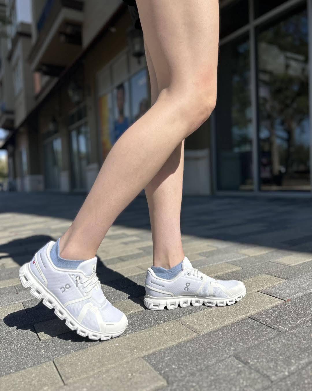 נעלי נשים ON Cloud דגם קיץ בדוד