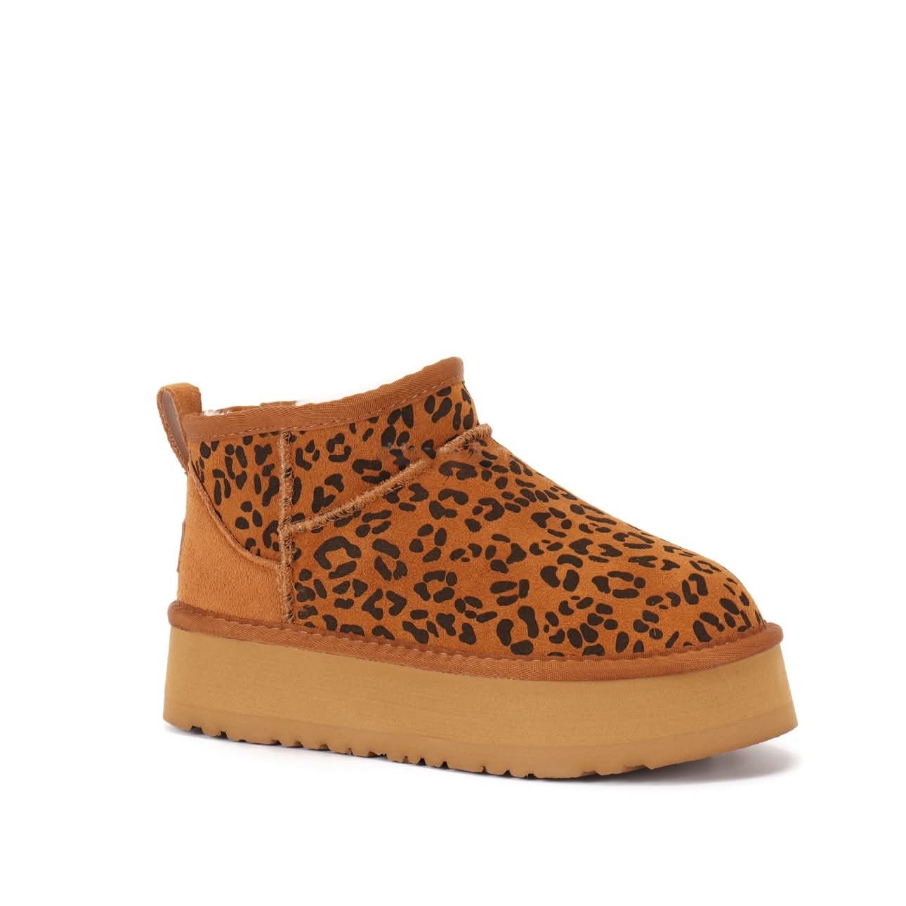מגפי UGG מנומר לנשים – חדש מהדוד