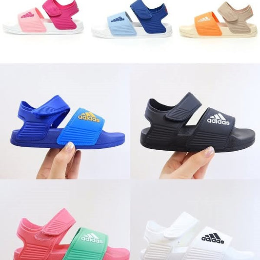 מבצע מיוחד על סנדלי אדידס AD – תבחרו צבע, מידה ותיהנו מהקיץ!
