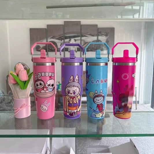 כוס שתייה סטנלי סטייל Labubu עם קש מובנה