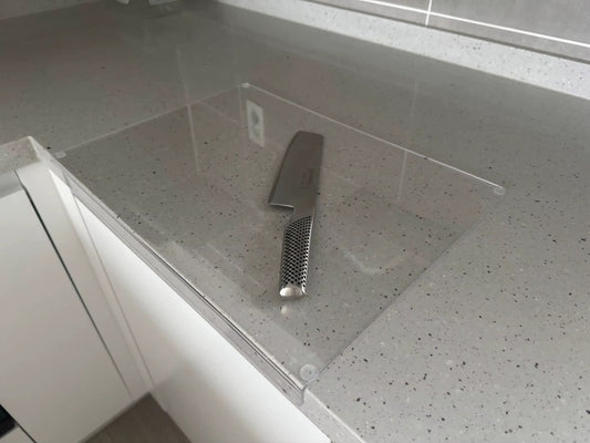 לוח חיתוך אקרילי איכותי למטבח ולשולחן כתיבה