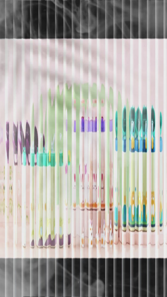 בקבוקי מים נירוסטה שומרים על קור עם קש סיליקון ונעילת פיה – צ'ויס קיץ 2025