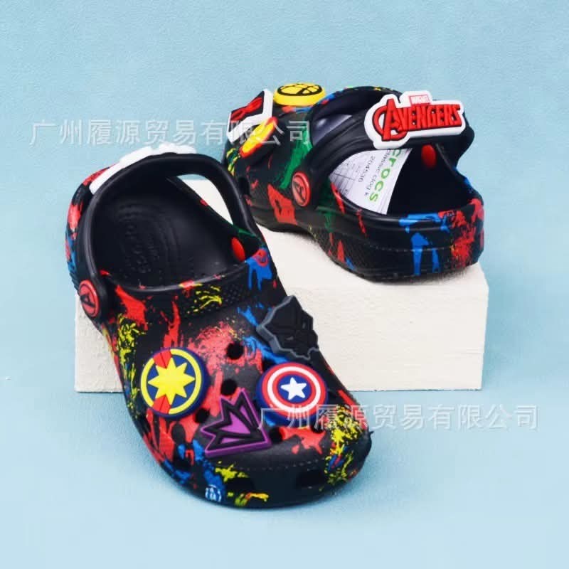 זה זמן קיץ! כפכפי קרוקס במבצעים מטורפים – אל תפספסו!