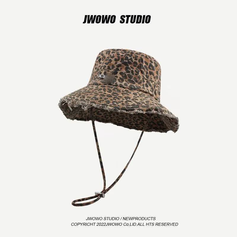 לינק בזק לזמן קיץ! כובעי Jacquemus מושלמים לנוער ומבוגרים – אל תפספסו!
