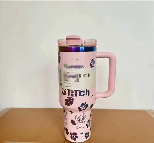 מבצע סופר בזק על כוסות STANLEY Stitch – 40oz במחיר משתלם, למהר לפני שייגמר!