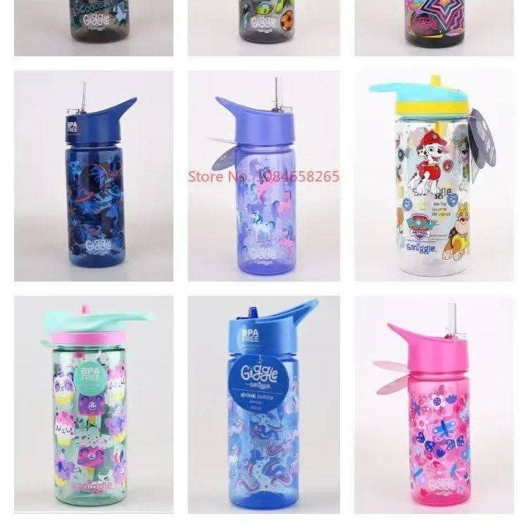 חוזרים ללימודים עם אביזרי קיץ 2025 – בקבוקי מים Smiggle איכותיים