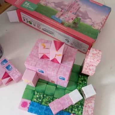 ערכת קוביות מגנט נסיכות לבניית ארמון – משחק יצירה מגנטי לילדים