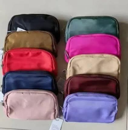 פאוצ'ים Lululemon מהדוד – השלמות מושלמות לקיץ במחיר משתלם
