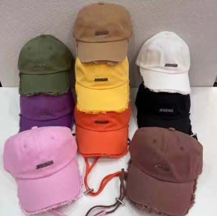 כובעי בייסבול Jacquemus לנוער ומבוגרים