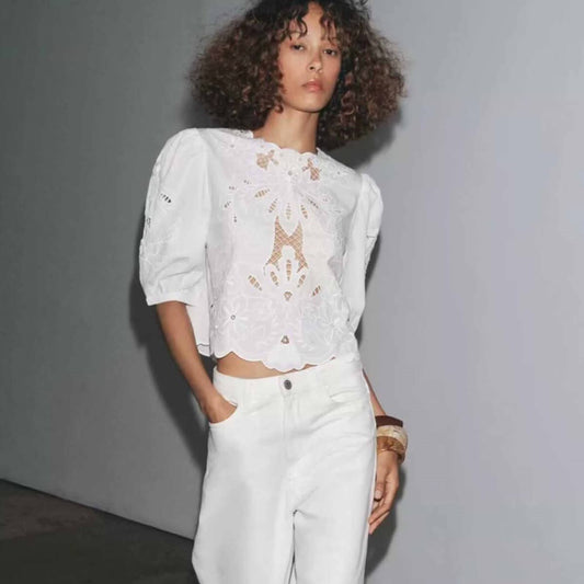 חולצת קיץ לבנה רקומה לנשים של זארה