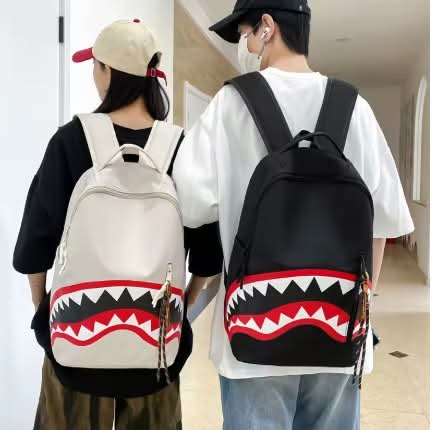 תיק בית ספר לנוער סטייל Sprayground – מבצעי חזרה ללימודים